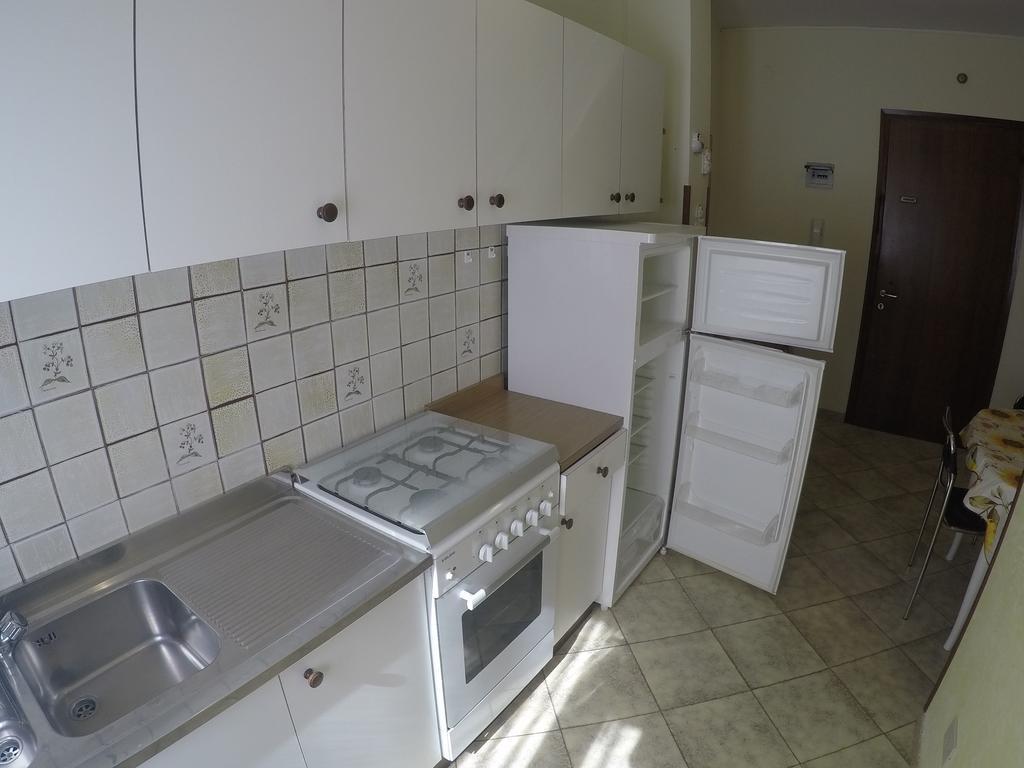 Sole - Agenzia Cocal Apartment